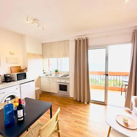 Coqueto Estudio Con Vista Al Mar Apartamento
